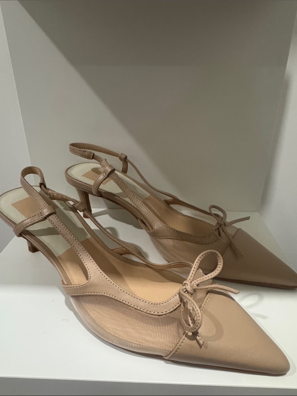 Dolce Vita Beige Pointed-Toe Slingback Heels with Bow
